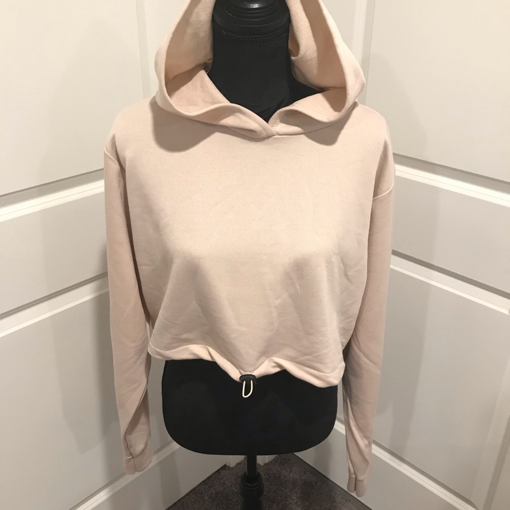 Drawstring Cropped Tracksuit - Picture 2 of 10